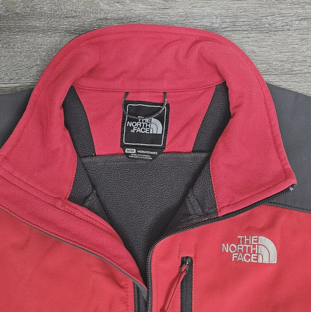 The North Face Men's Apex Soft Shell Jacket-Size Medium